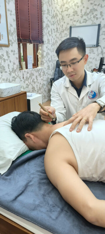 Cứu ngải chữa viêm xoang, đau đầu